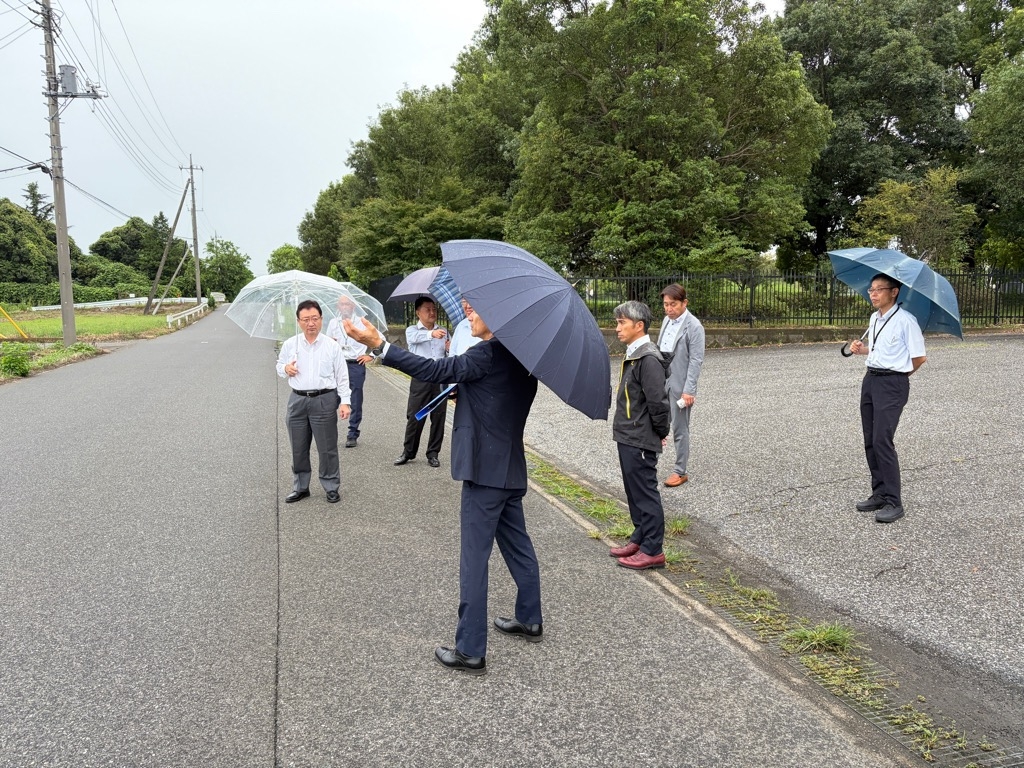なかさと公園西側.jpg